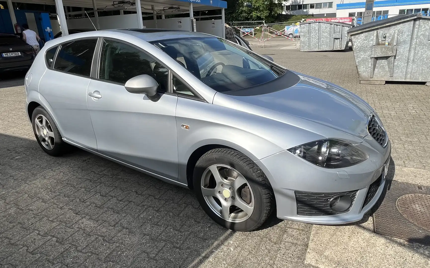 SEAT Leon Serie 2 TFSI FR Typ 1P , Standheizung - 1