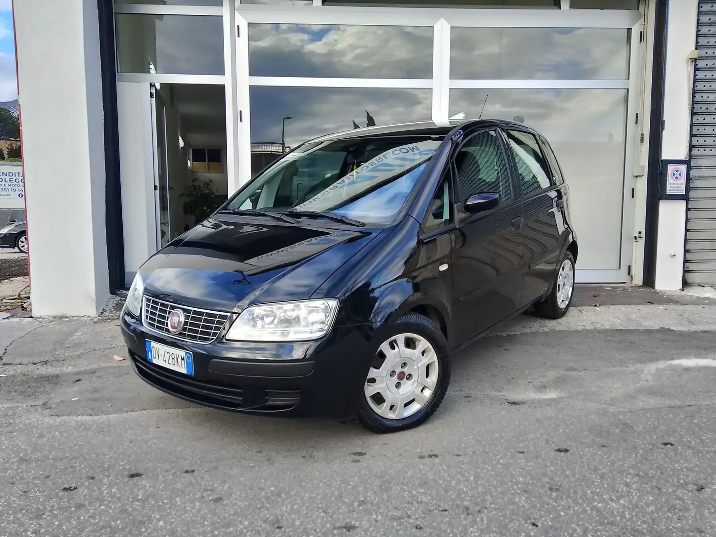 Fiat Idea Idea 1.4 Black Energy Nero - 1
