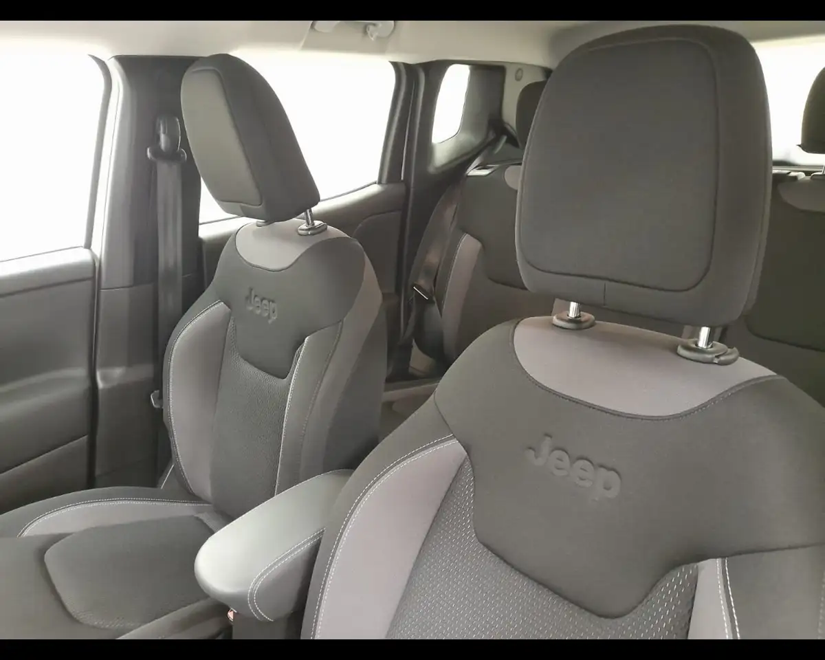 Jeep Renegade My23 Limited 1.0 GseT3 18