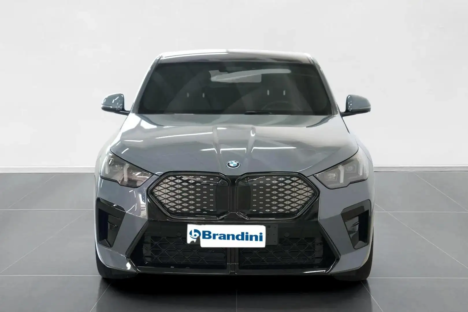 BMW iX2 xdrive 30 Gris - 2