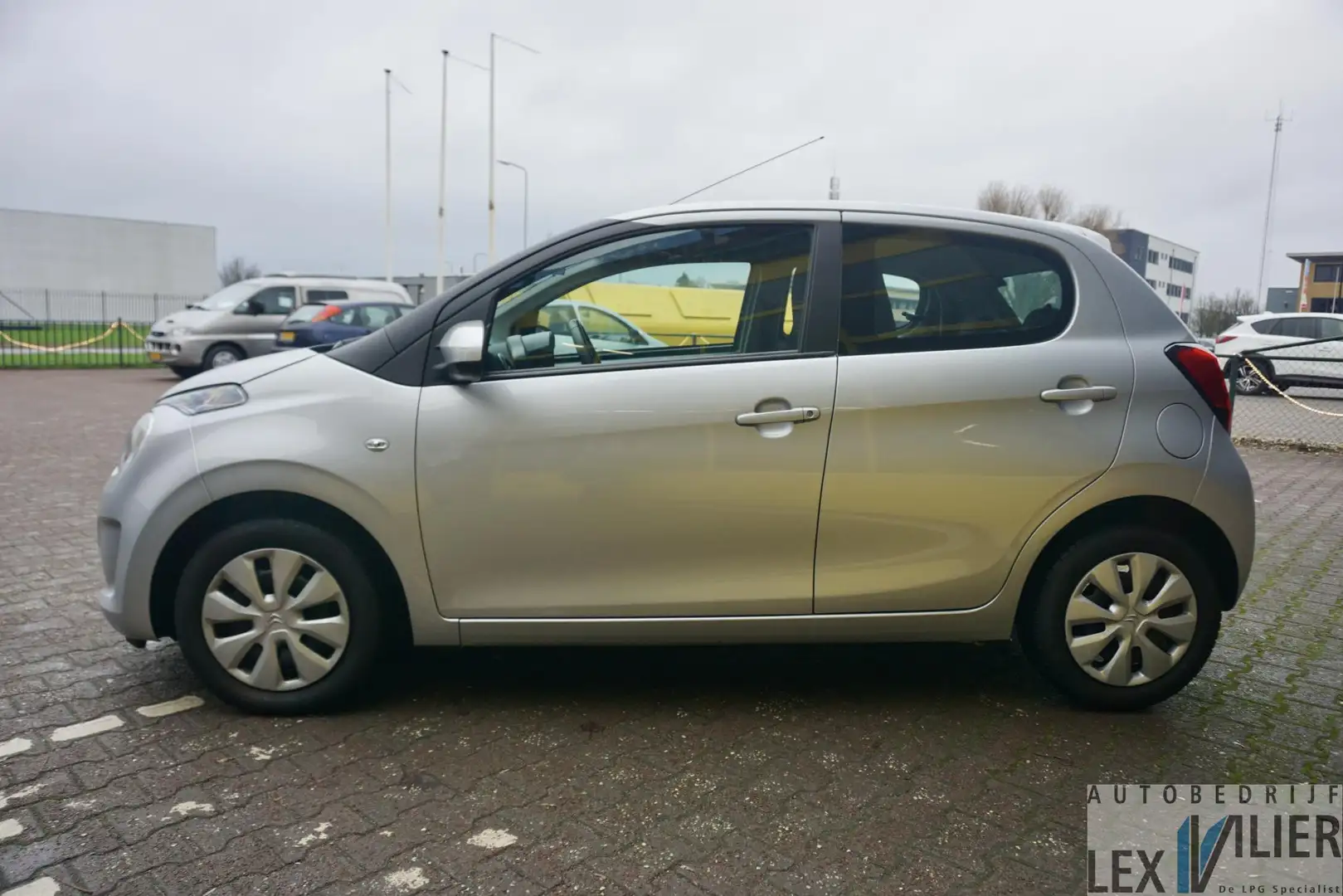 Citroen C1 1.0 e-VTi Feel 12 maanden Bovag garantie Gris - 2