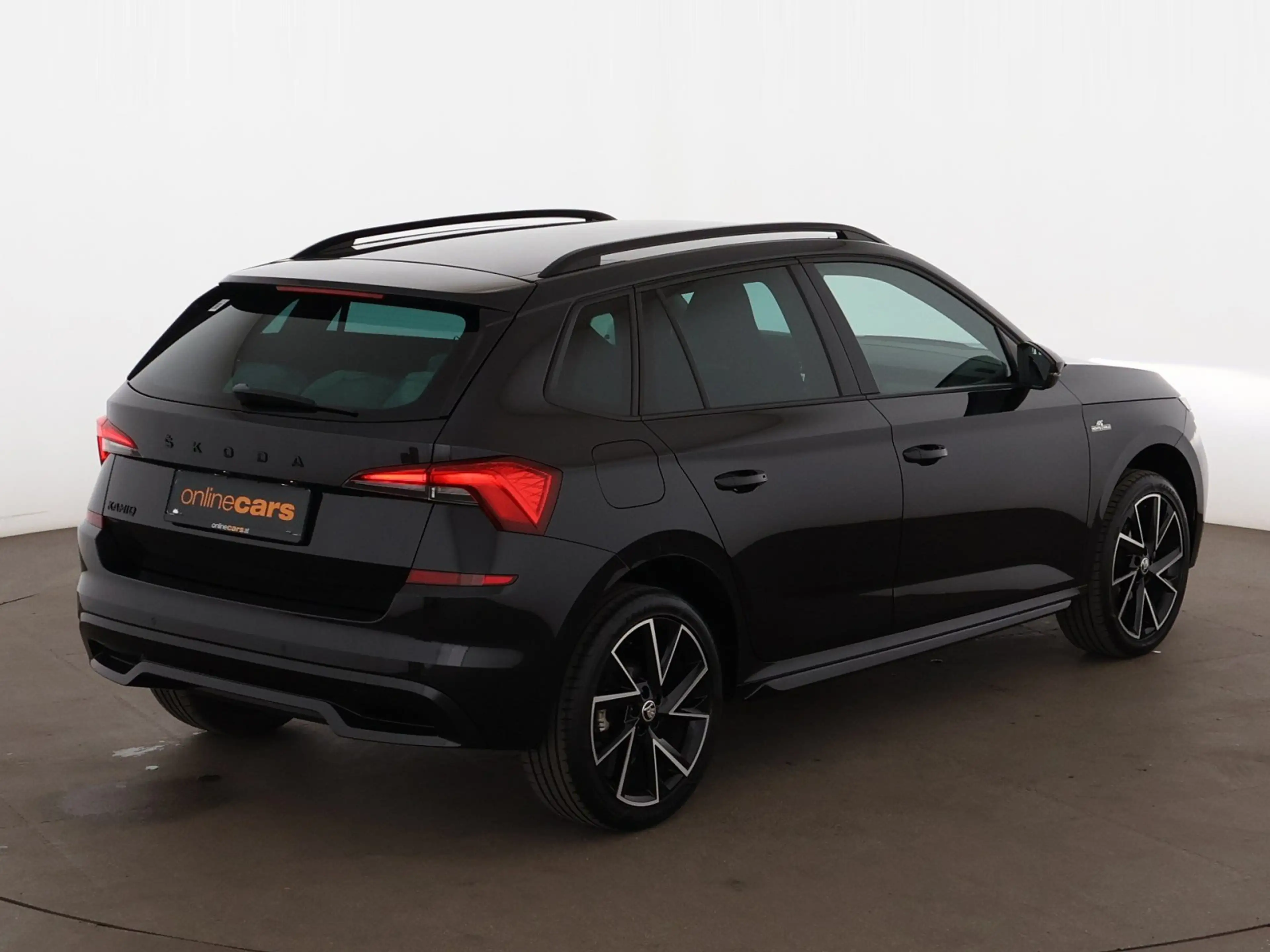 Skoda Kamiq 1.0 TSI Monte Carlo LED SKY AHK RADAR R-CAM — photo 9