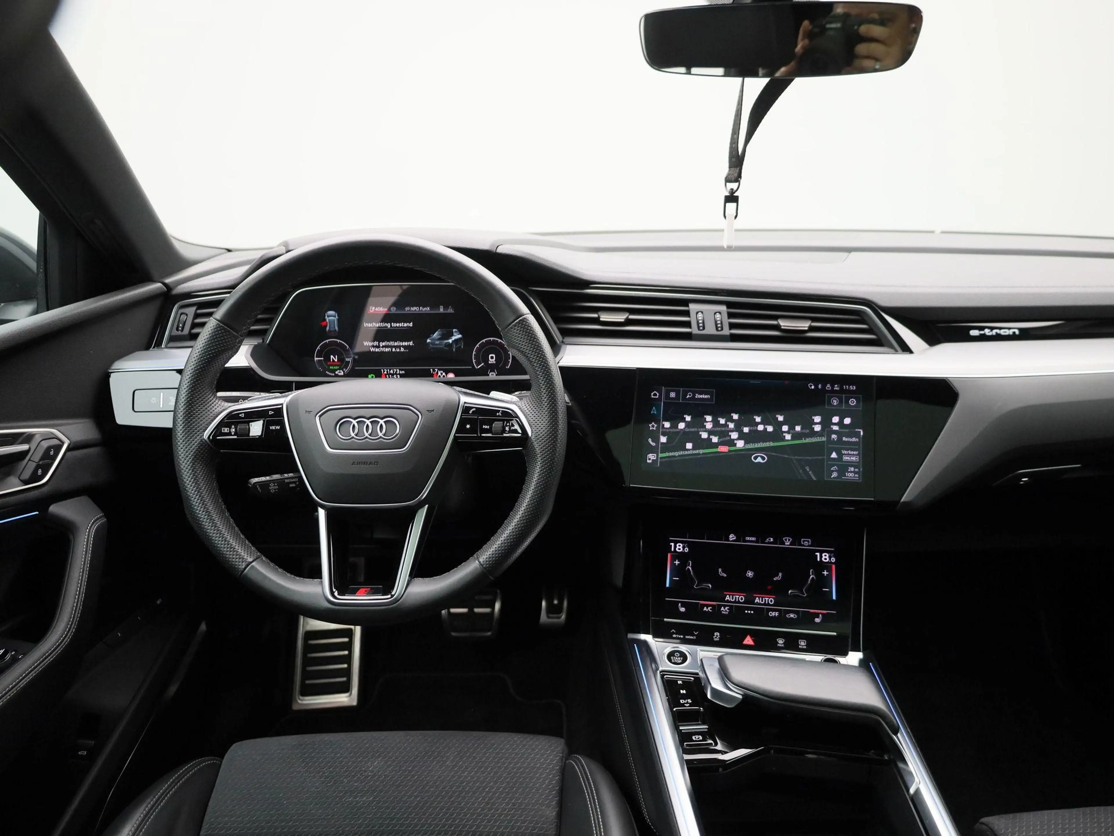 Audi Q8 e-tron 55 quattro S Edition 115 kWh — photo 7