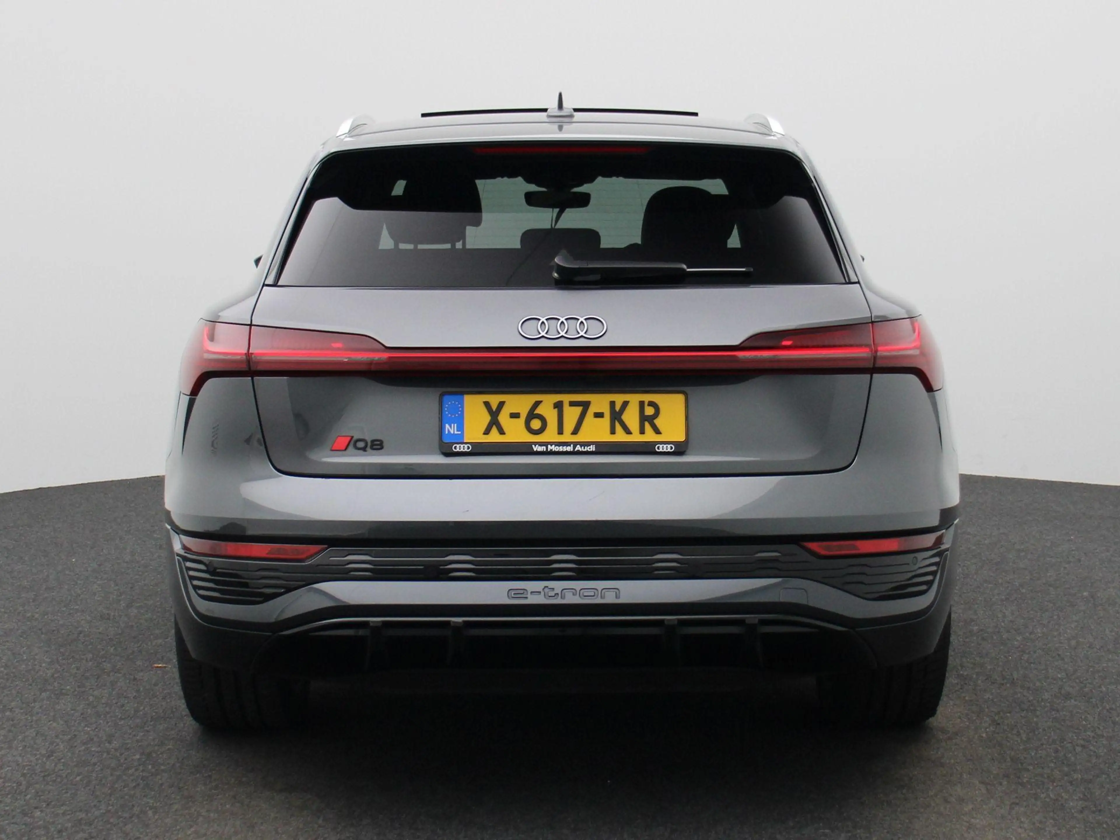 Audi Q8 e-tron 55 quattro S Edition 115 kWh — photo 5