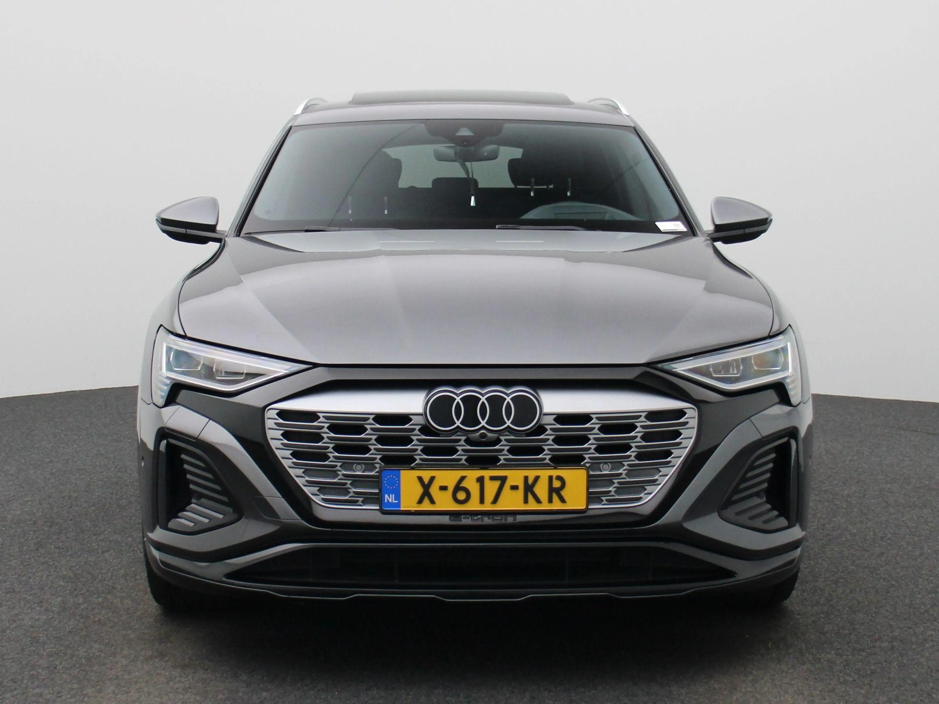 Audi Q8 e-tron 55 quattro S Edition 115 kWh — photo 3