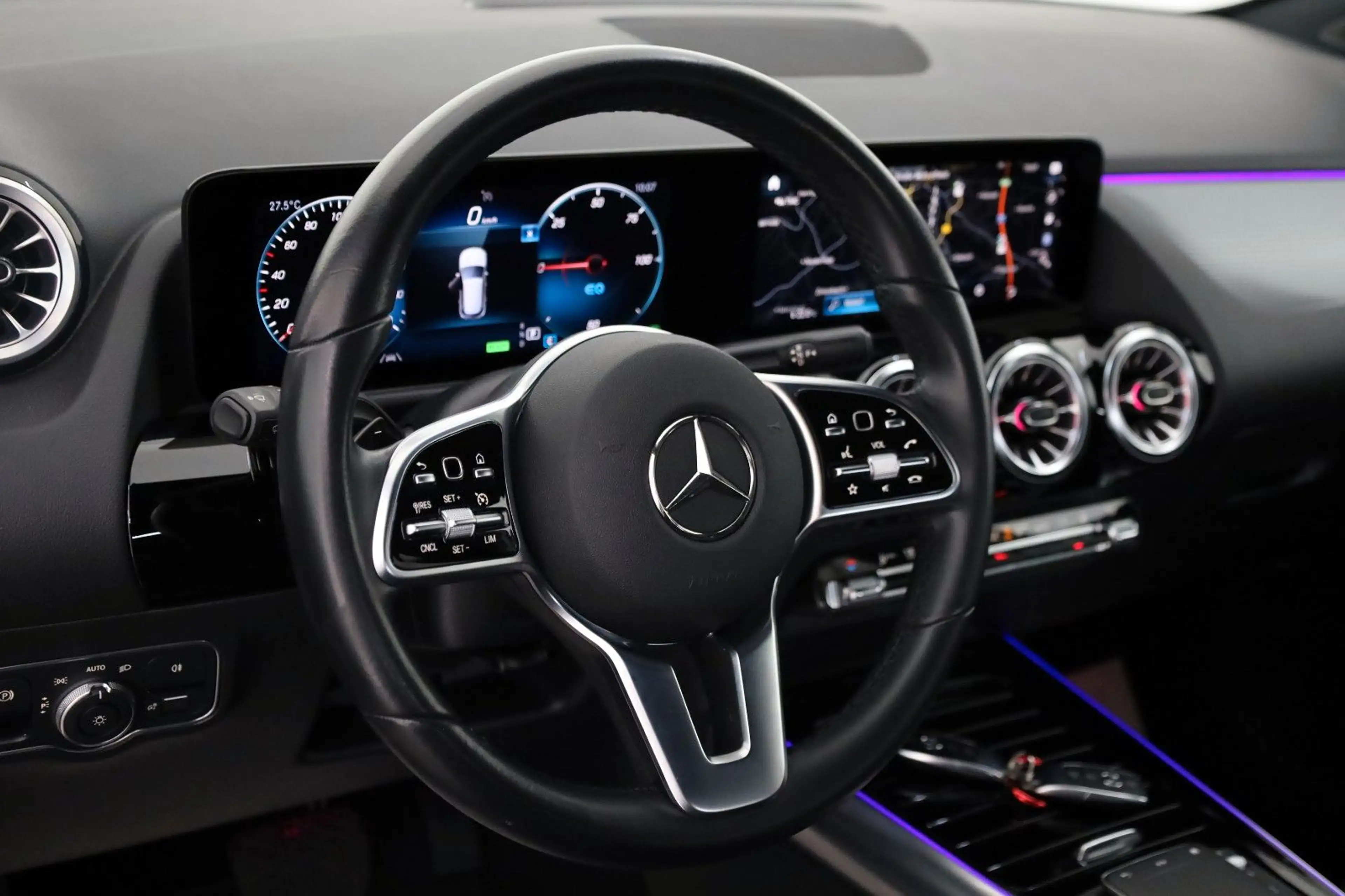 Mercedes-Benz EQA 250 Progressive, Leder,Navi,LED,SH,Kamera — photo 11