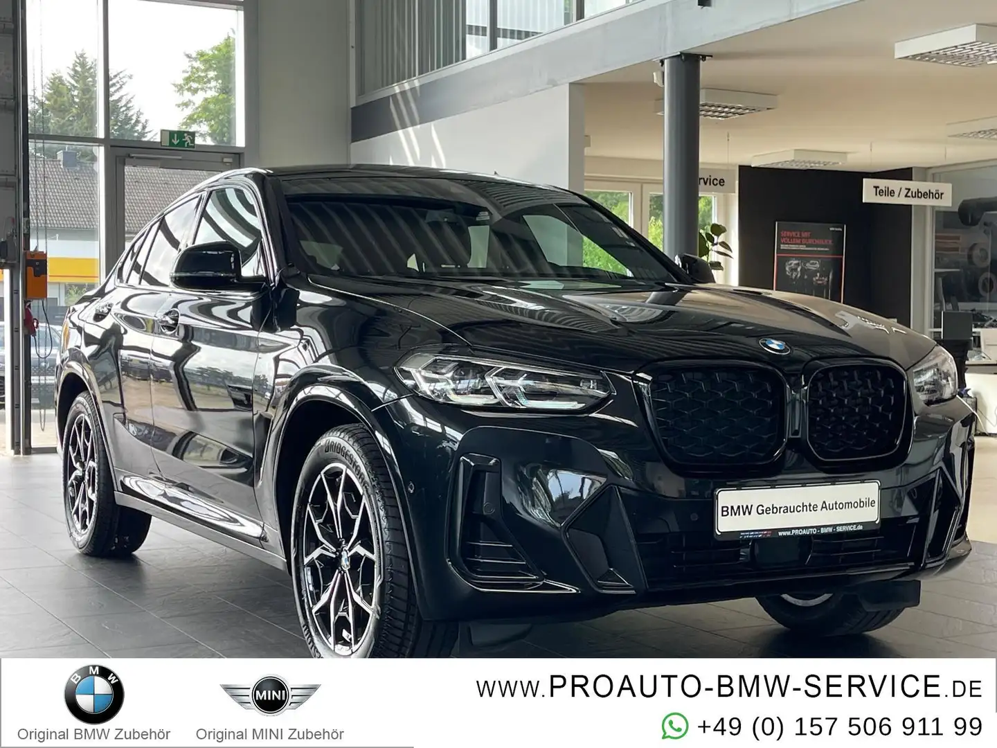 BMW X4 xDrive 20i M Sport AHK/A-LED/Pano/ACC Zwart - 1