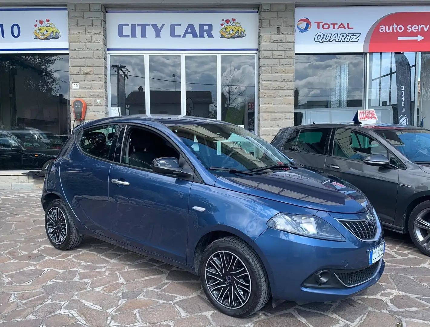 Lancia Ypsilon 1.0 firefly hybrid Gold s Blu/Azzurro - 1