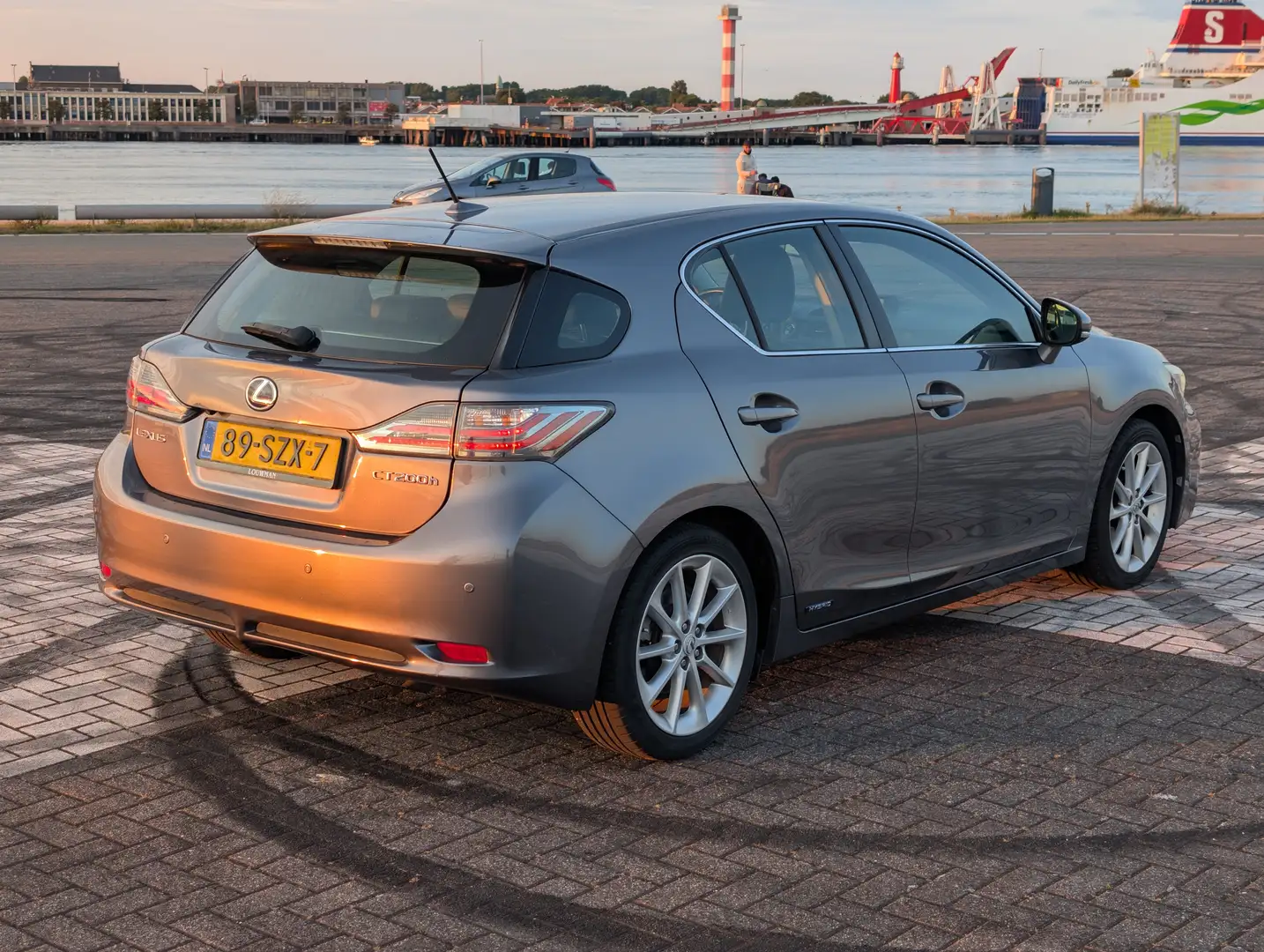 Lexus CT 200h CT 200h 200h Hybrid Grijs - 2