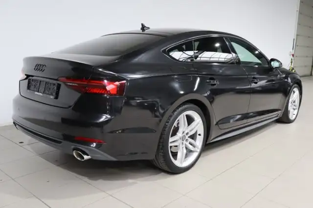 Audi A5 view 7