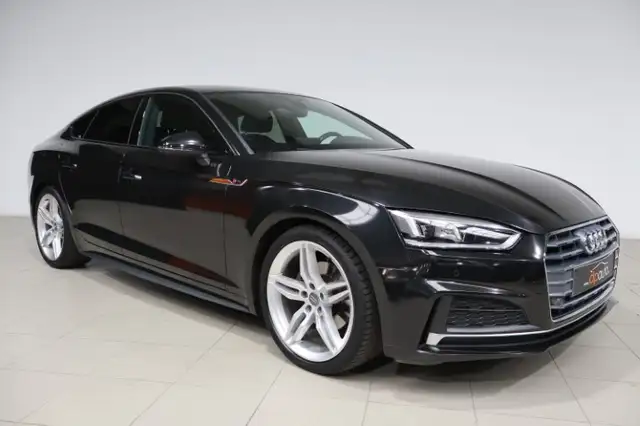 Audi A5 view 4