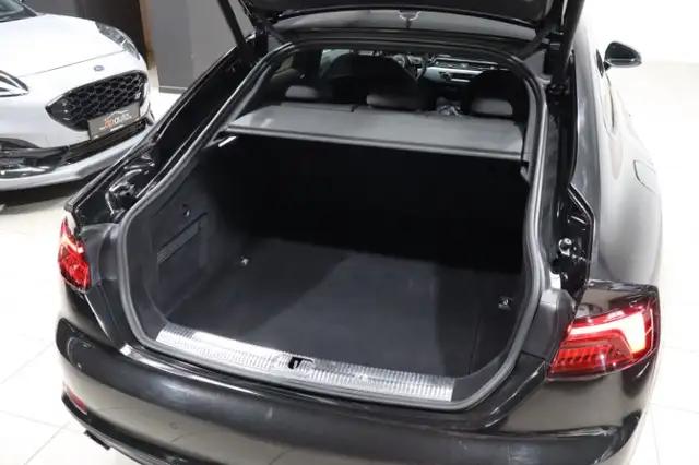 Audi A5 view 11