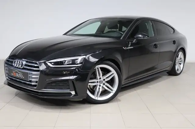 Audi A5 main image