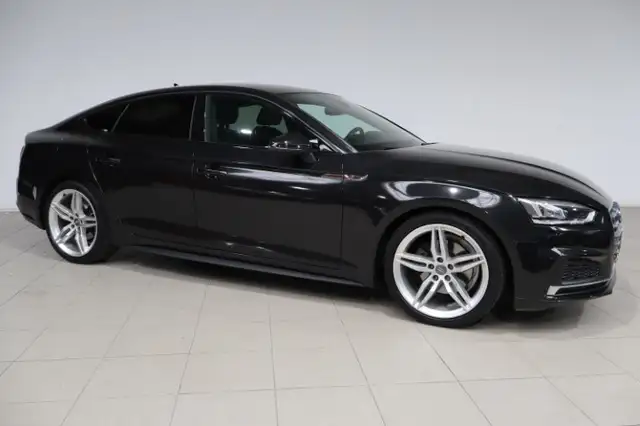 Audi A5 view 5