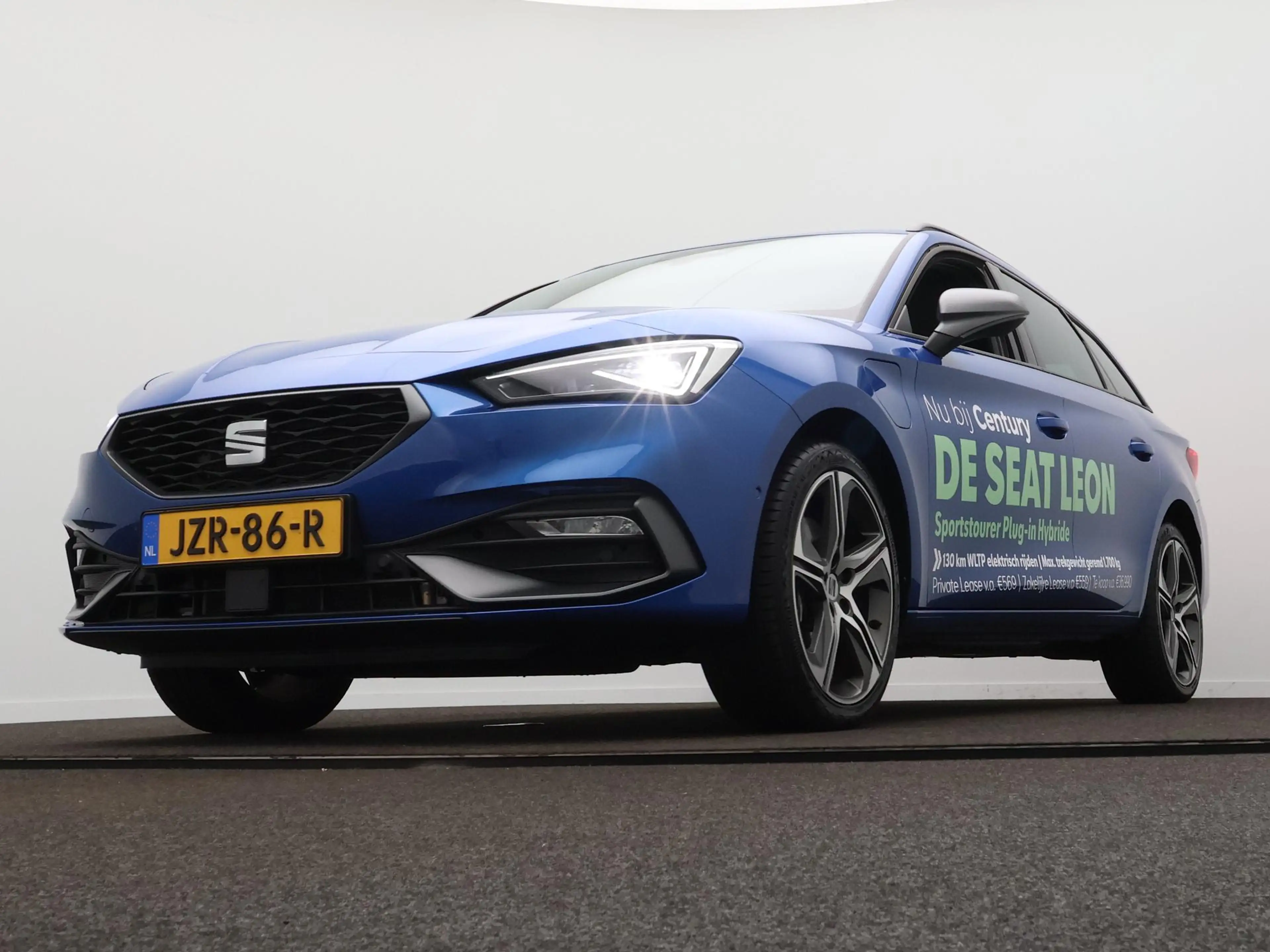 SEAT Leon e-Hybrid Sportstourer FR Business 1.5 TSI eHybrid 150 kW / — photo 9