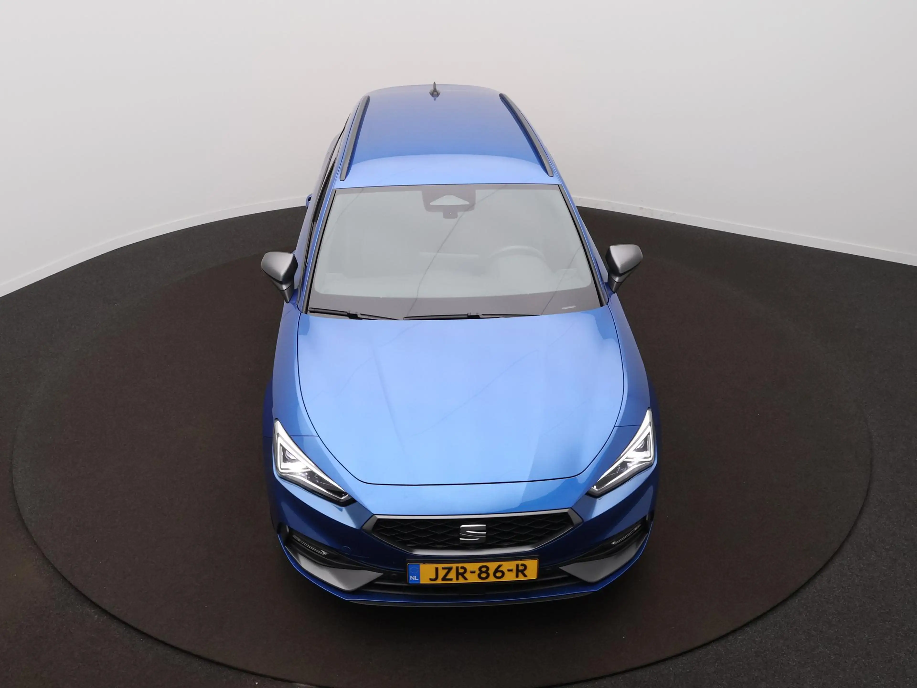 SEAT Leon e-Hybrid Sportstourer FR Business 1.5 TSI eHybrid 150 kW / — photo 11
