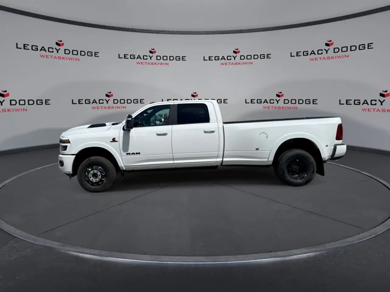 RAM 3500 снимка RAM 3500