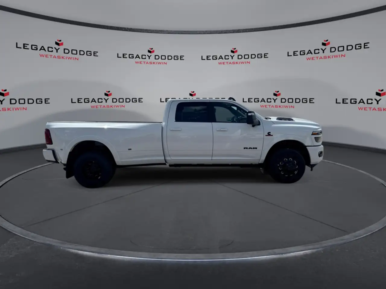 RAM 3500 снимка RAM 3500