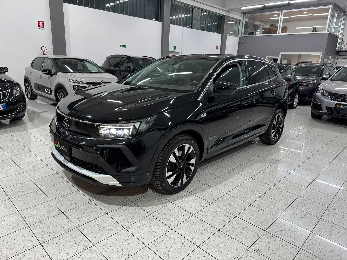 Opel Grandland X 1.5d EAT8 Elegance FUL LED VETRI SCURI PARI NUOVO Noir - 1