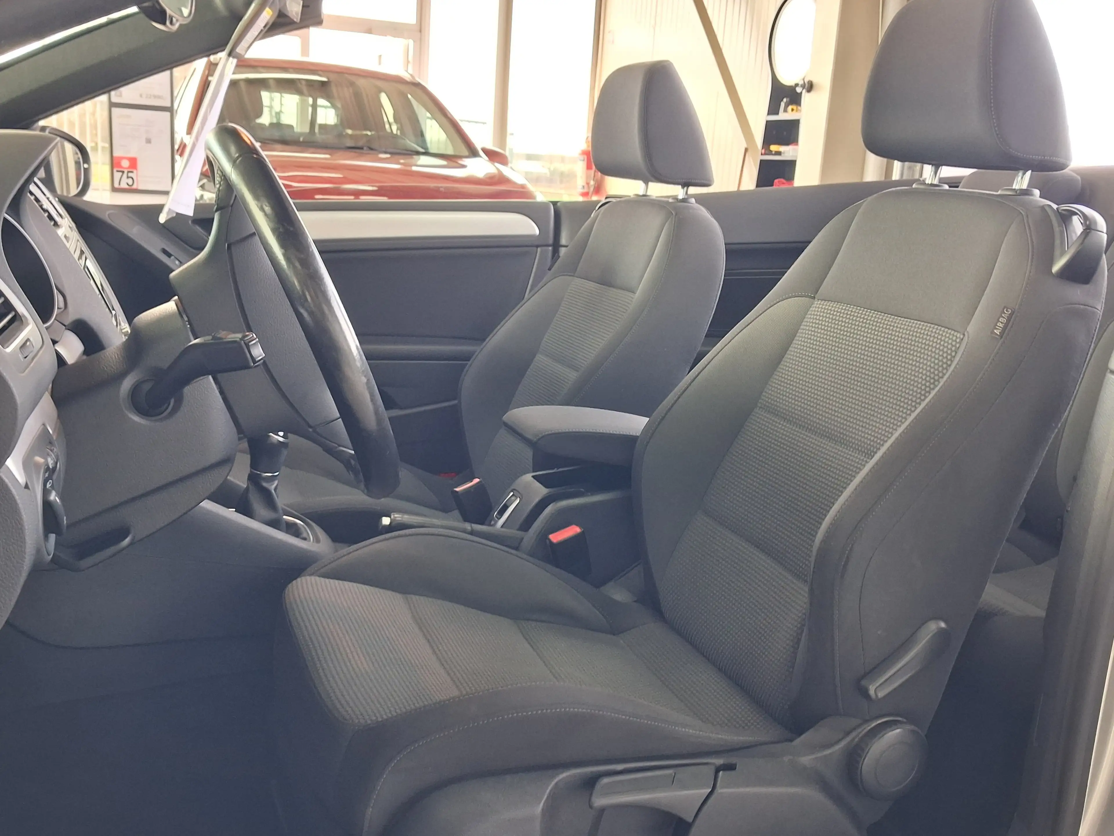 Volkswagen Golf Cabriolet Golf Cabriolet 1.2 TSI/ 1 ERE MAIN/NAVI/BLUETOOTH — photo 8