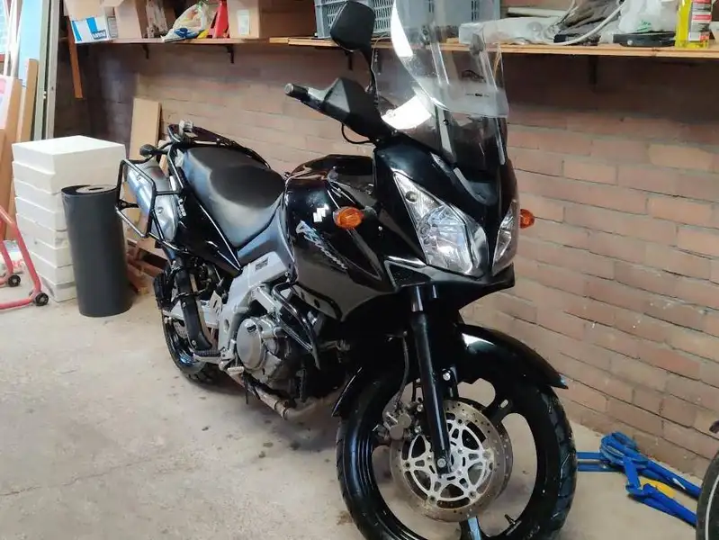 Suzuki V-STROM 650