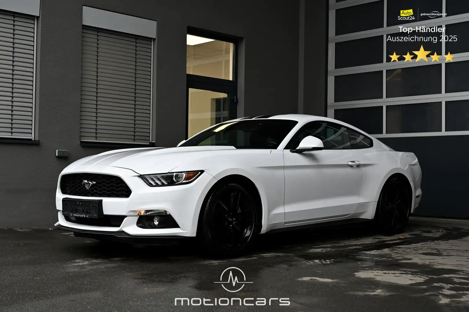 Ford Mustang 2.2 EcoBoost Basis EXP € 28.880,- Weiß - 1