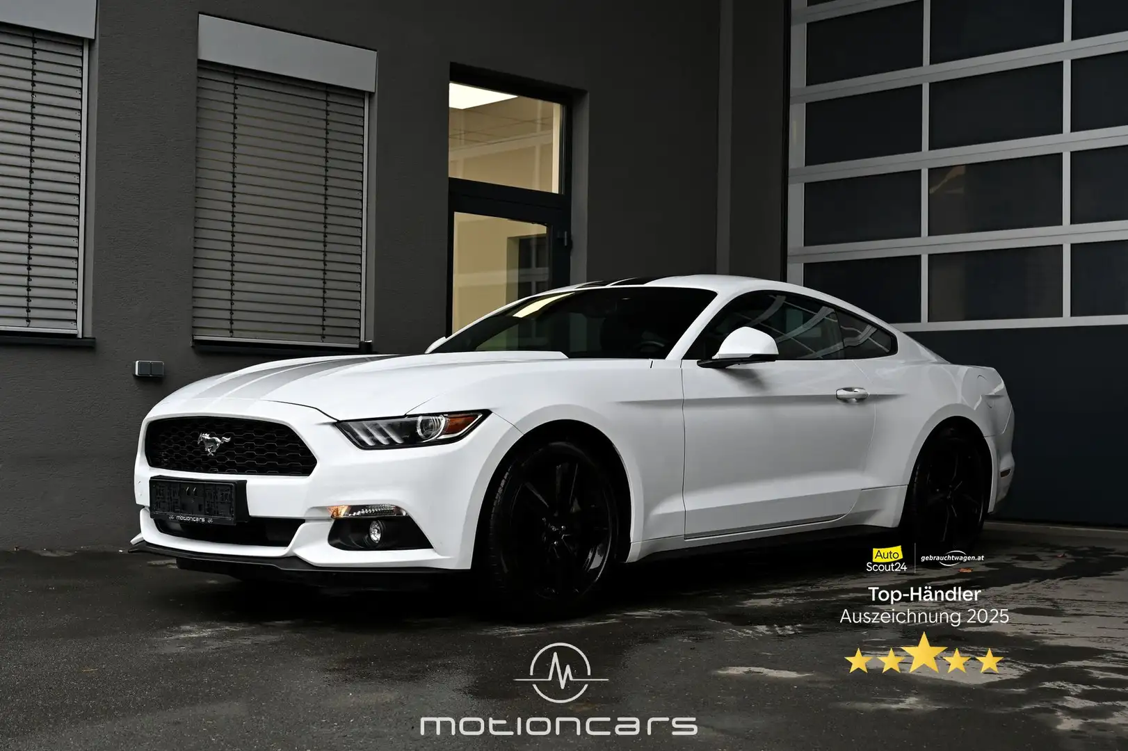 Ford Mustang 2.2 EcoBoost Basis EXP € 28.380,- Weiß - 1