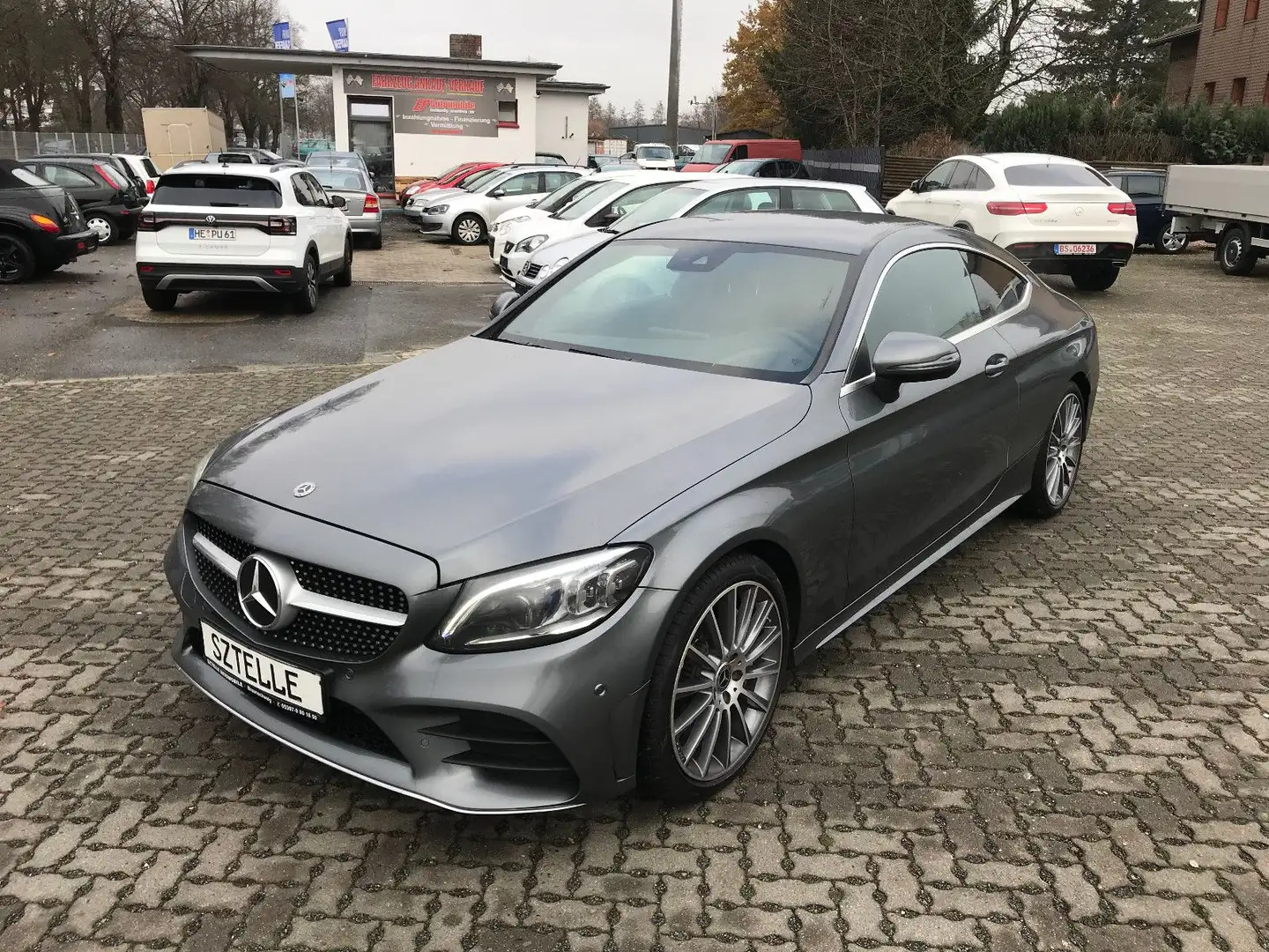 Mercedes-Benz C 300 Coupe 4Matic*NAVI*LED*CAM* Grau - 1