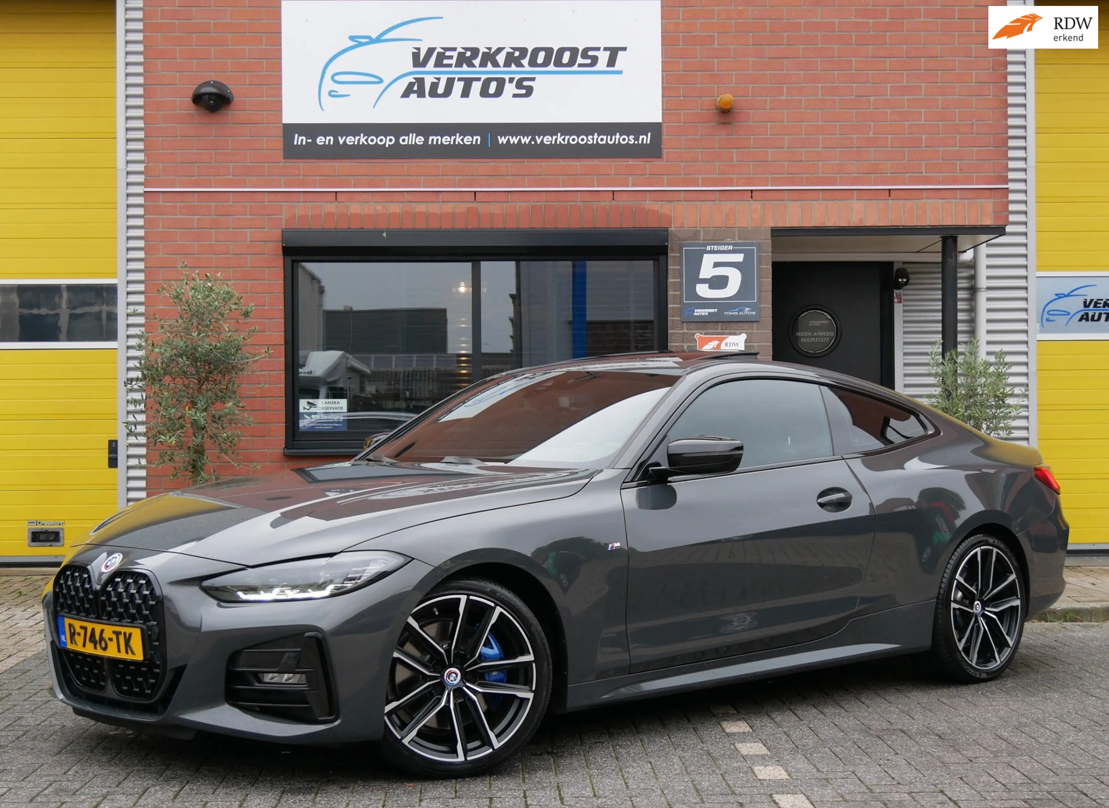 BMW 420 4-serie Coupé 420i High Executive. m sport. camera