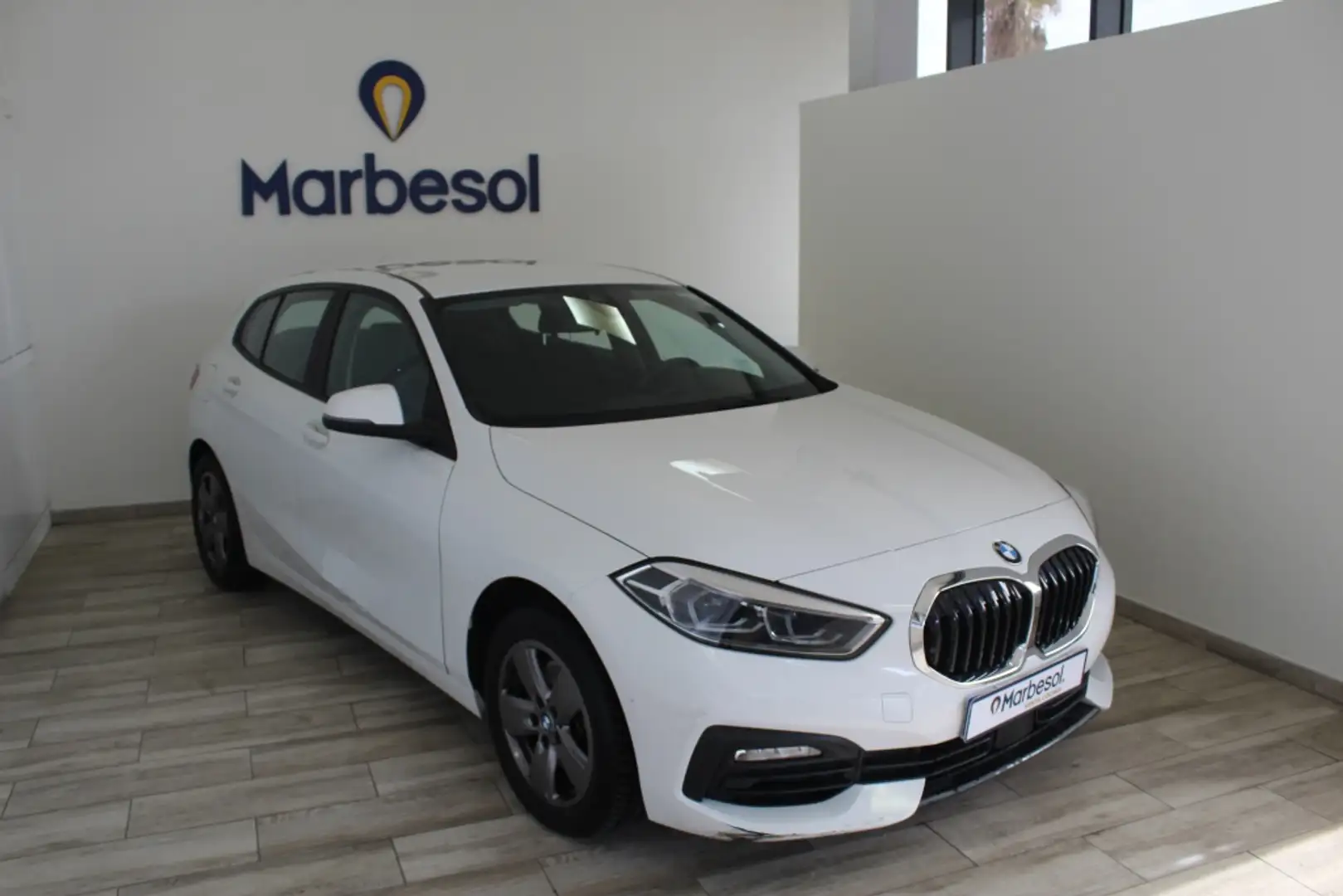 BMW 118 118i Blanc - 1