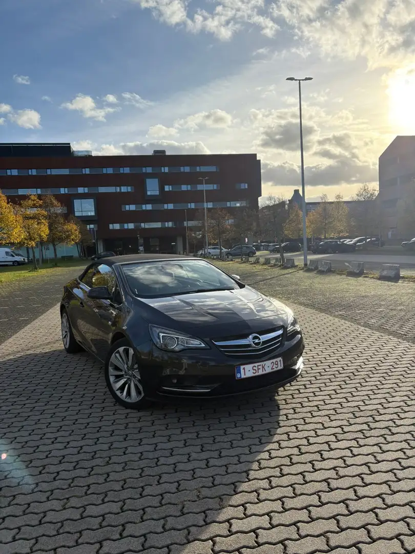 Opel Cascada 1.6 ECOTEC DI Turbo ecoFLEX Start/Stop Active - 2