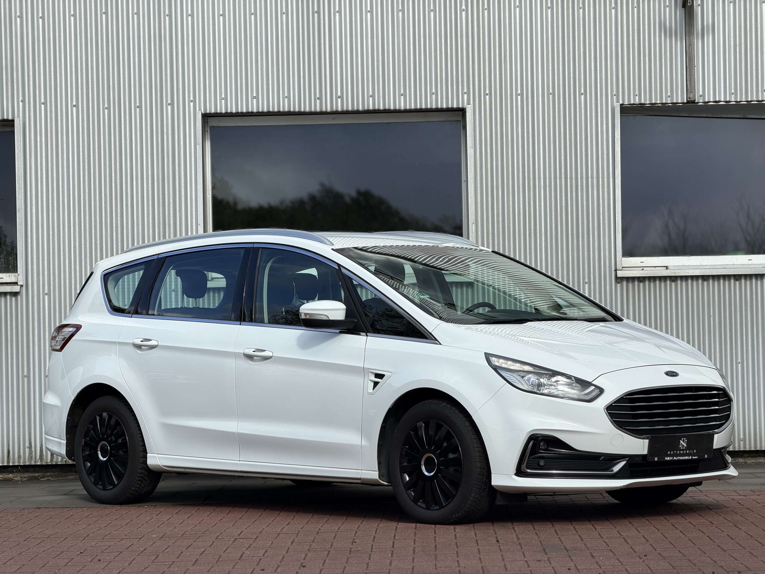 2020 Ford S-Max