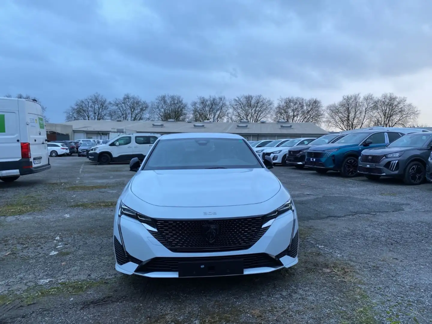 Peugeot 308 GT 1.2 PT 130*KAMERA*EPH*LK-Heizung*SHZ*LED*ALU* Weiß - 2