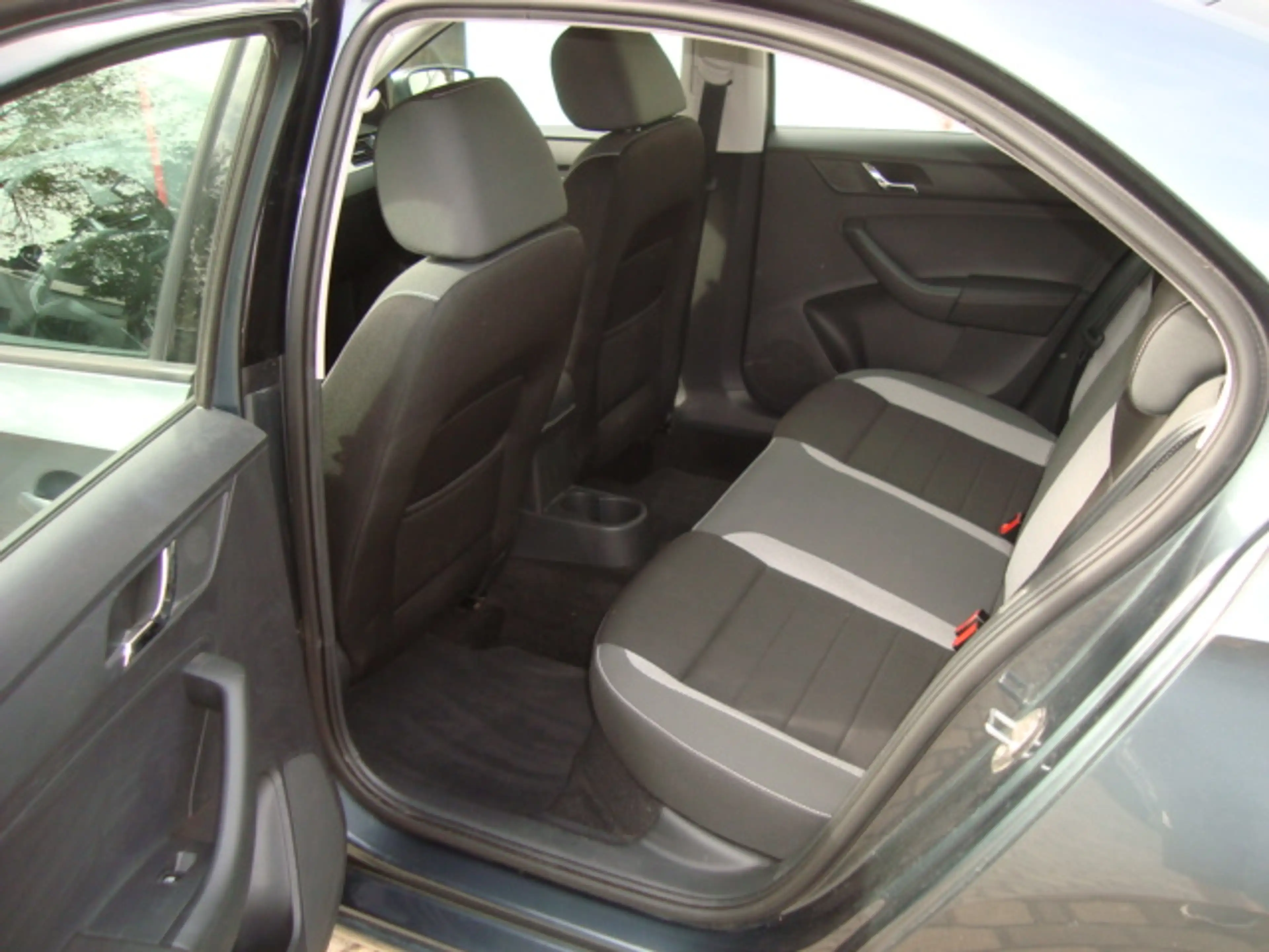 Skoda Rapid/Spaceback Rapid Rapid 1.2 TSI (Green tec) Ambition PDC/110PS — photo 8