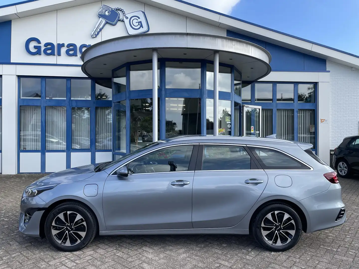 Kia Ceed SW / cee'd SW Sportswagon 1.6 GDI PHEV DynamicLine | Dealer onde Gris - 2