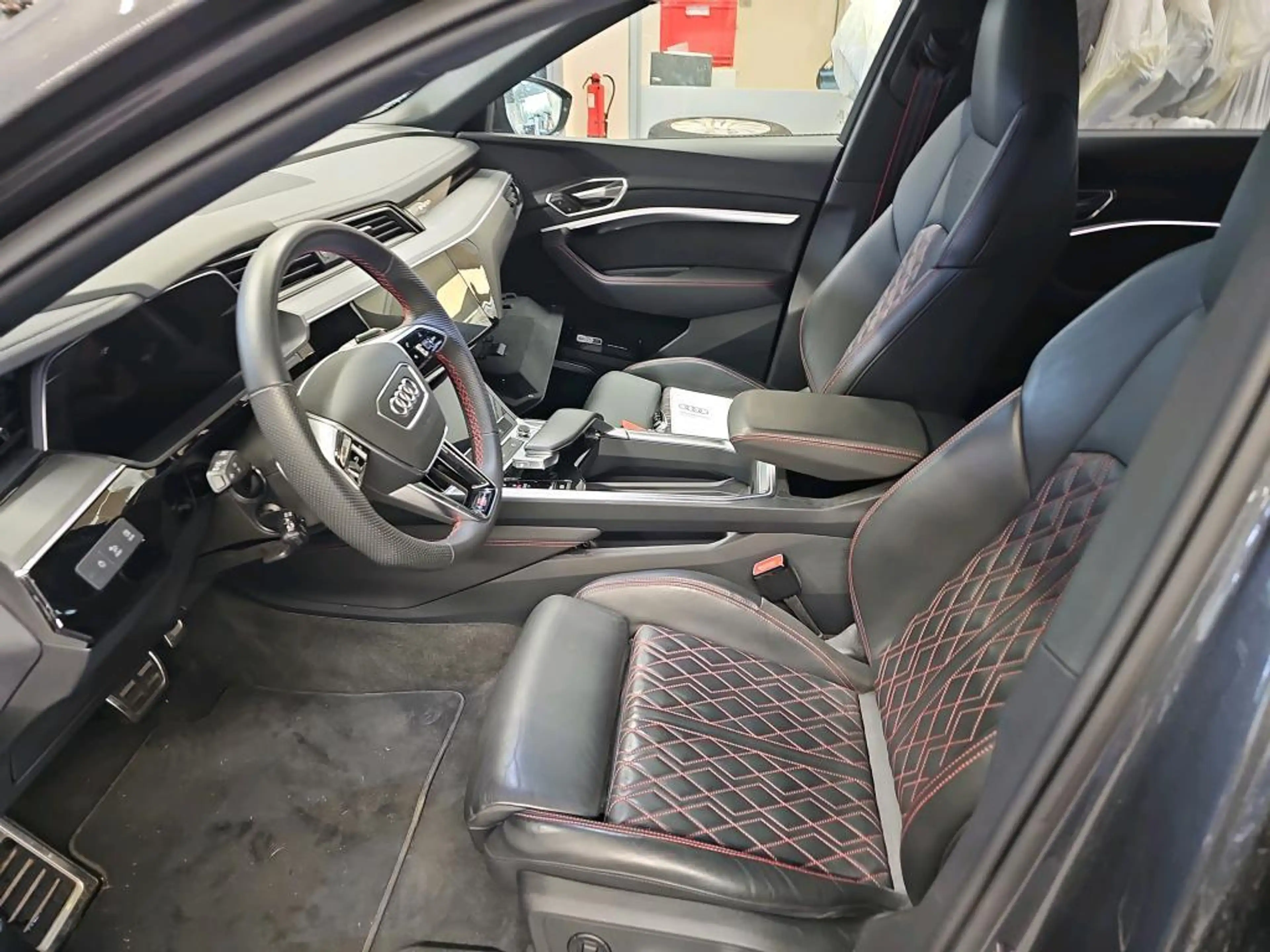 Audi Q8 e-tron Sportback 55 2x S line ACC PANO S-SITZ — photo 9
