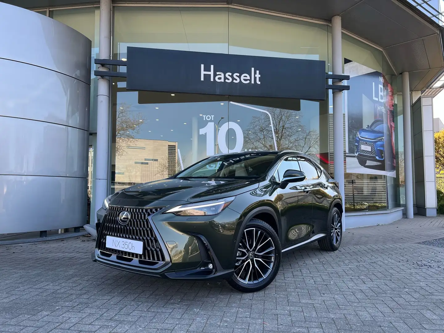 Lexus NX 350h 2.5i FWD Privilege Line + Pano Verde - 1