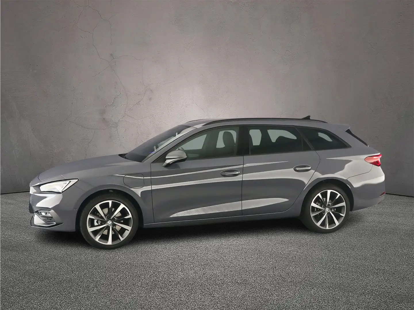 SEAT Leon Sportstourer FR First Edition 1.5 TSI eHybrid 204p Gris - 2