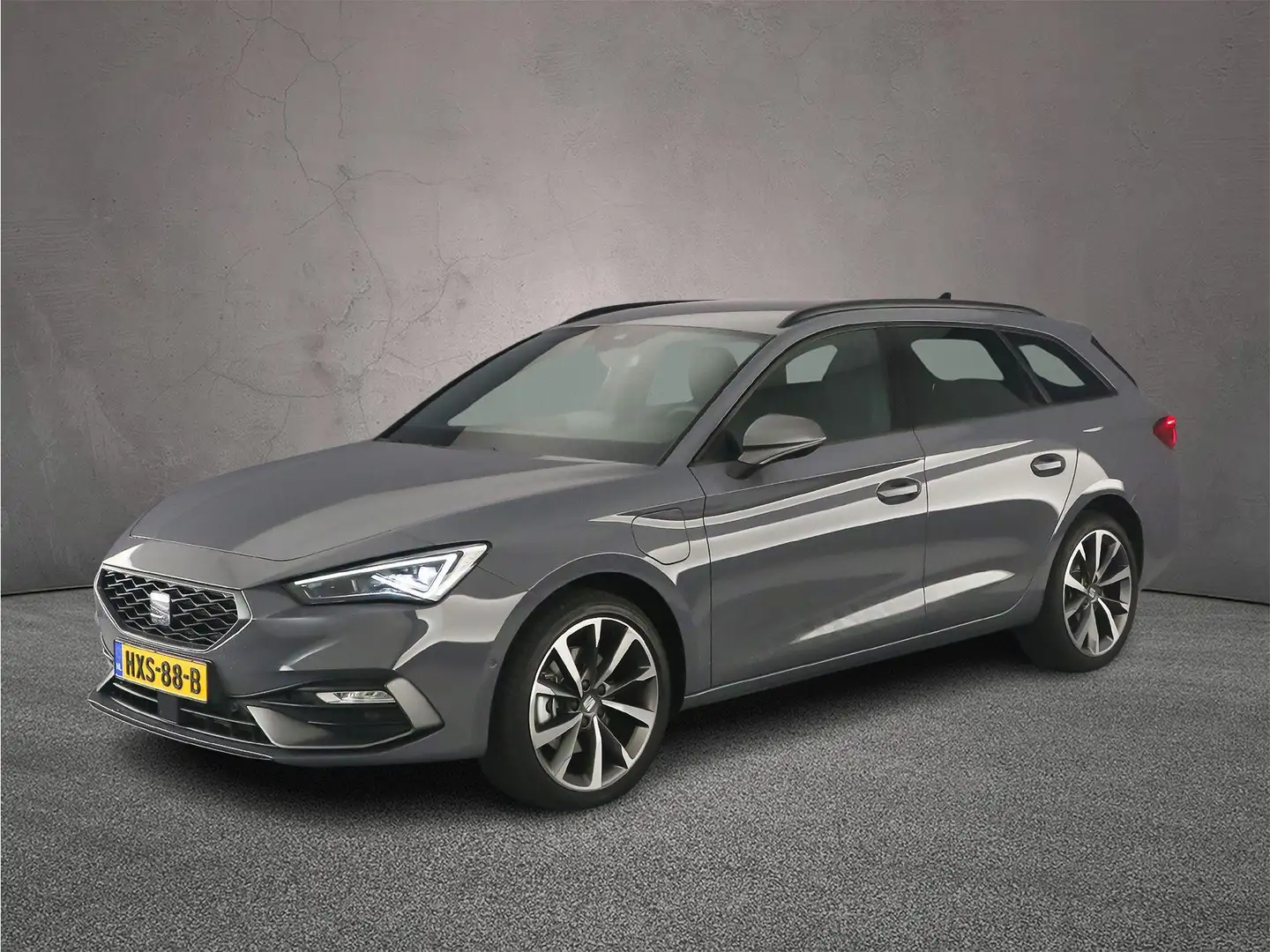 SEAT Leon Sportstourer FR First Edition 1.5 TSI eHybrid 204p Gris - 1