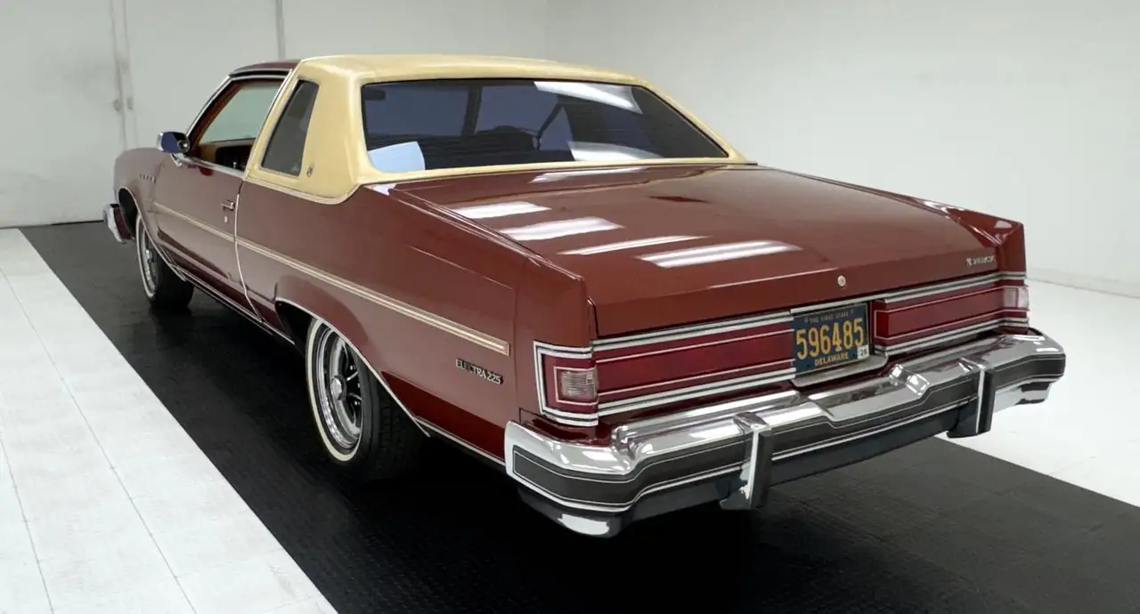 Buick Electra 225 Landau Hardtop, foto 3