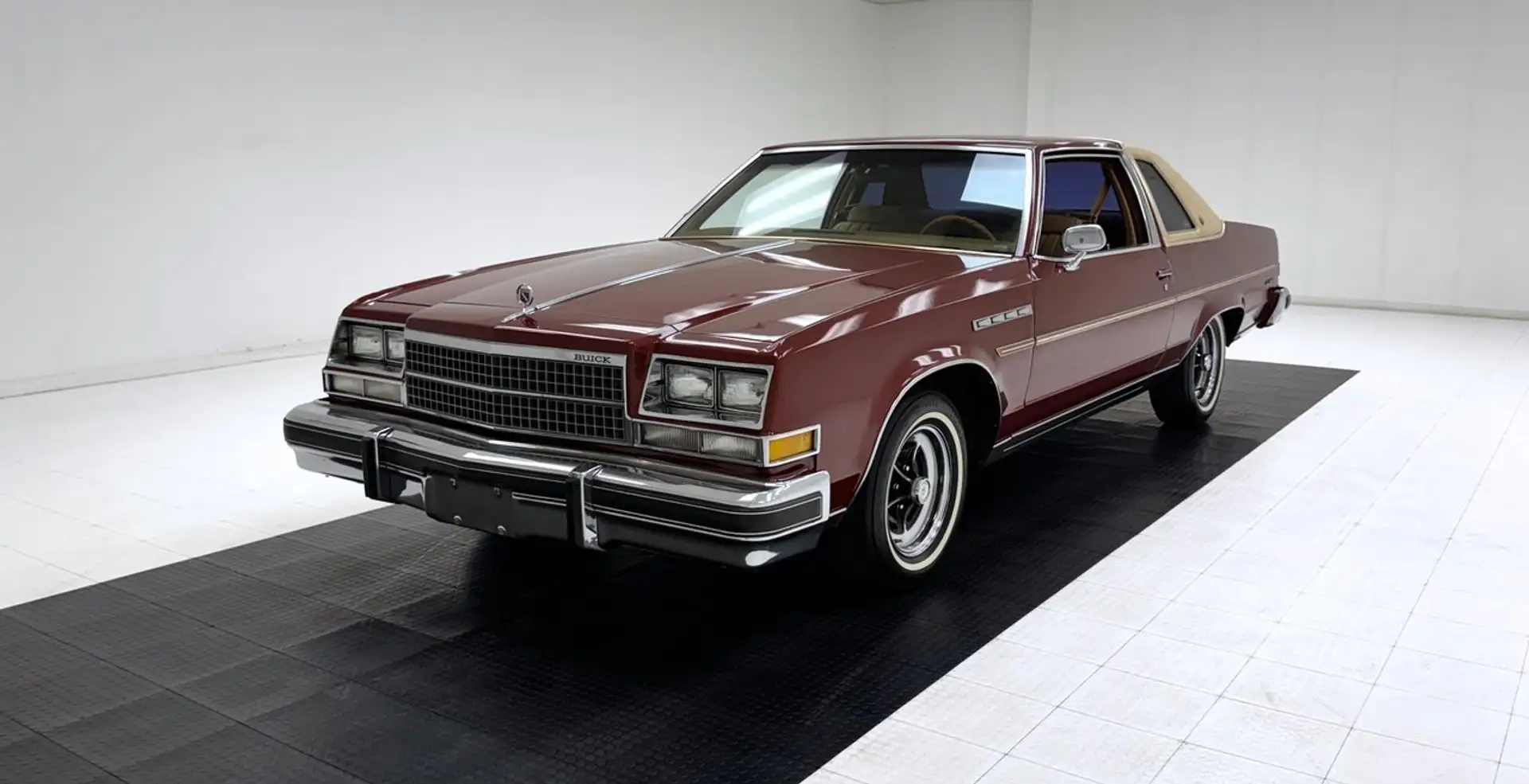 Buick Electra 225 Landau Hardtop - 1