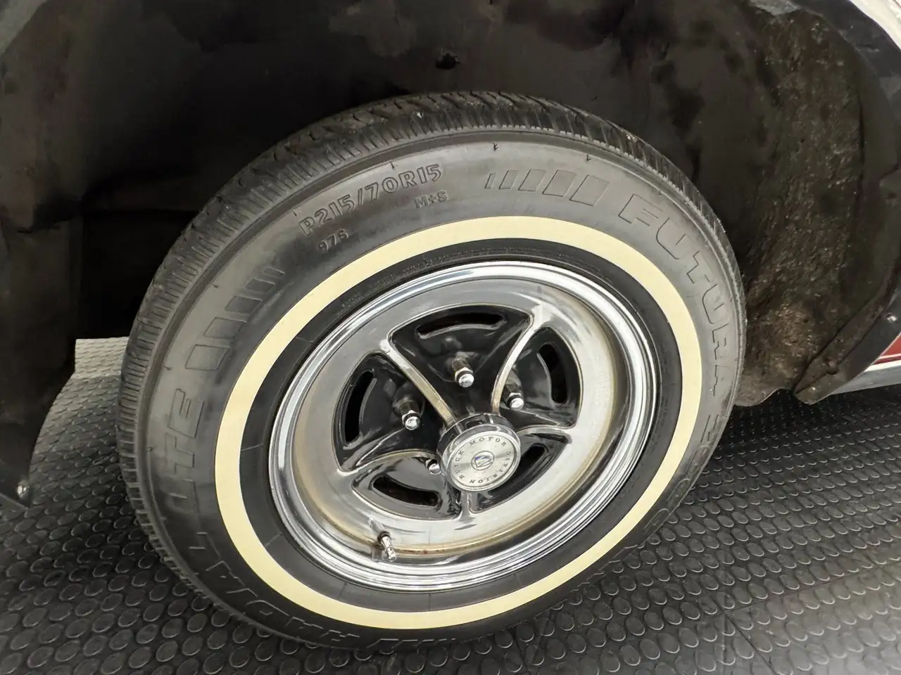 Buick Electra 225 Landau Hardtop, foto 12