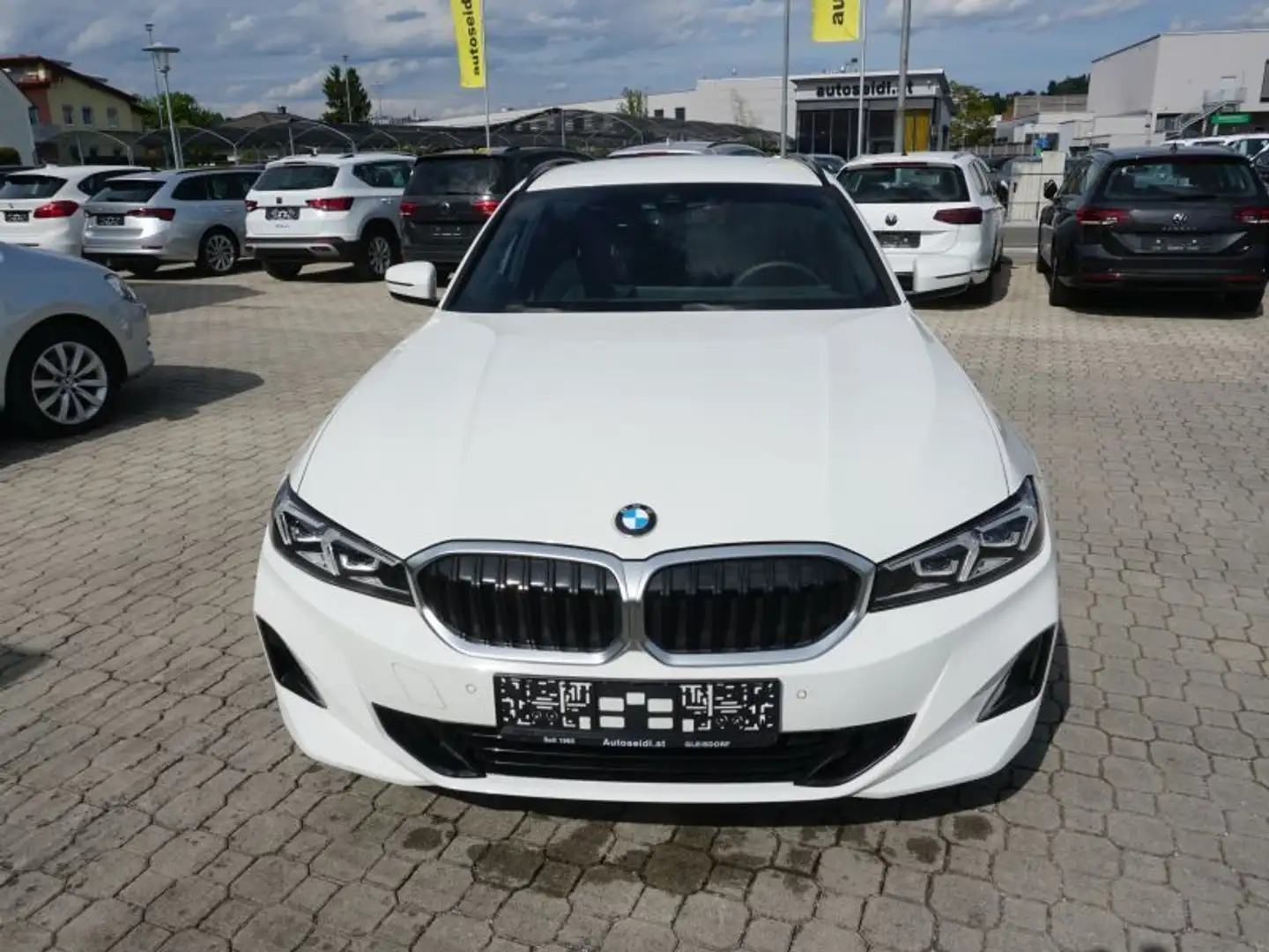 BMW 320 d Touring Aut. *WIDESCREEN+18"ALU* Weiß - 2