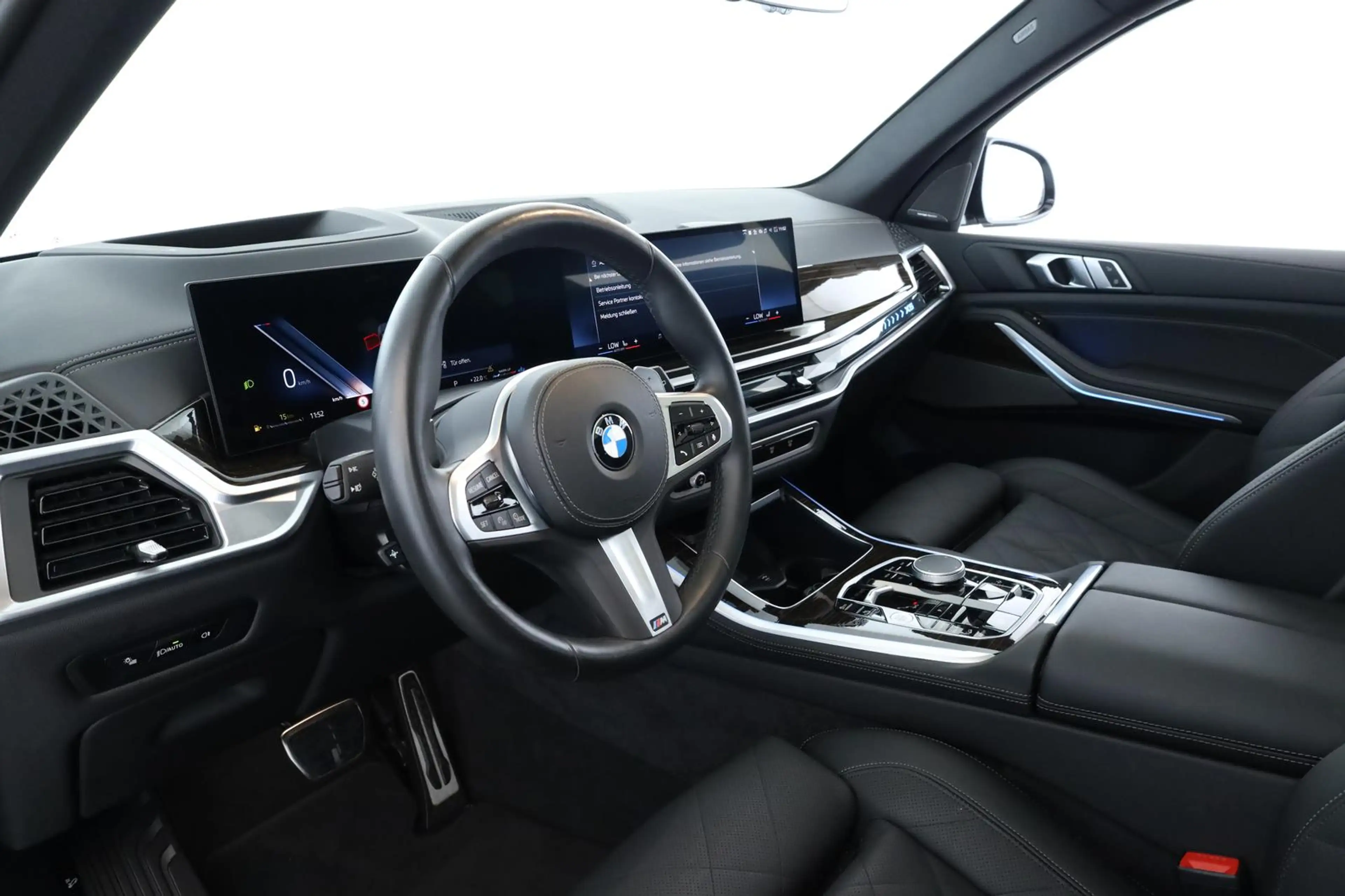 BMW X5 xDrive40d M Sport Pro 7S Pano 360 Air 22" AHK — photo 14
