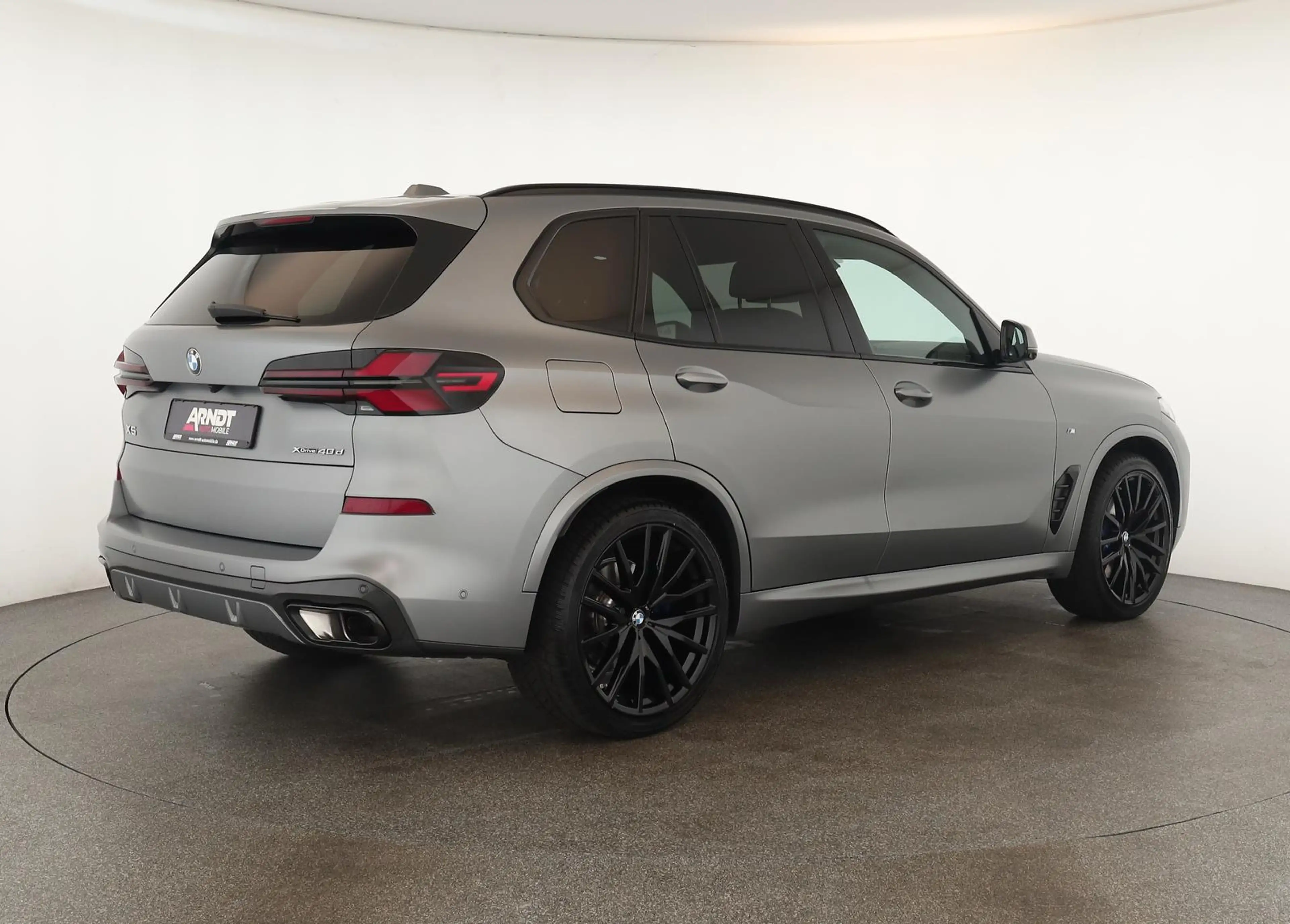 BMW X5 xDrive40d M Sport Pro 7S Pano 360 Air 22" AHK — photo 5