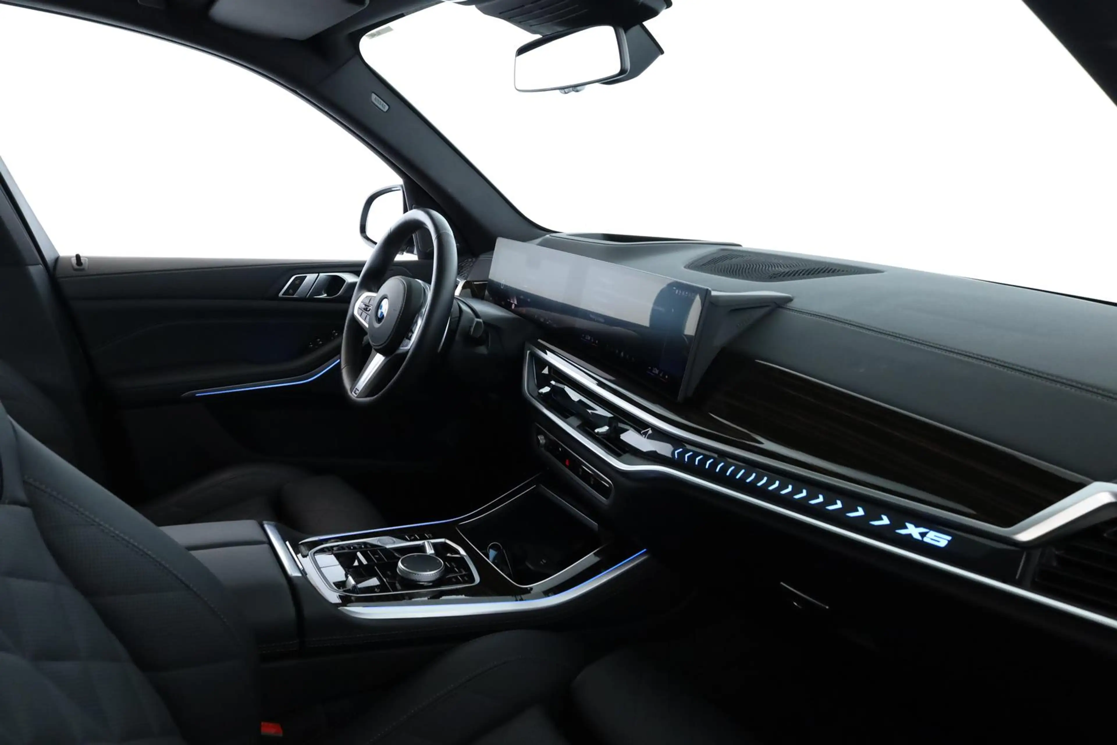 BMW X5 xDrive40d M Sport Pro 7S Pano 360 Air 22" AHK — photo 9