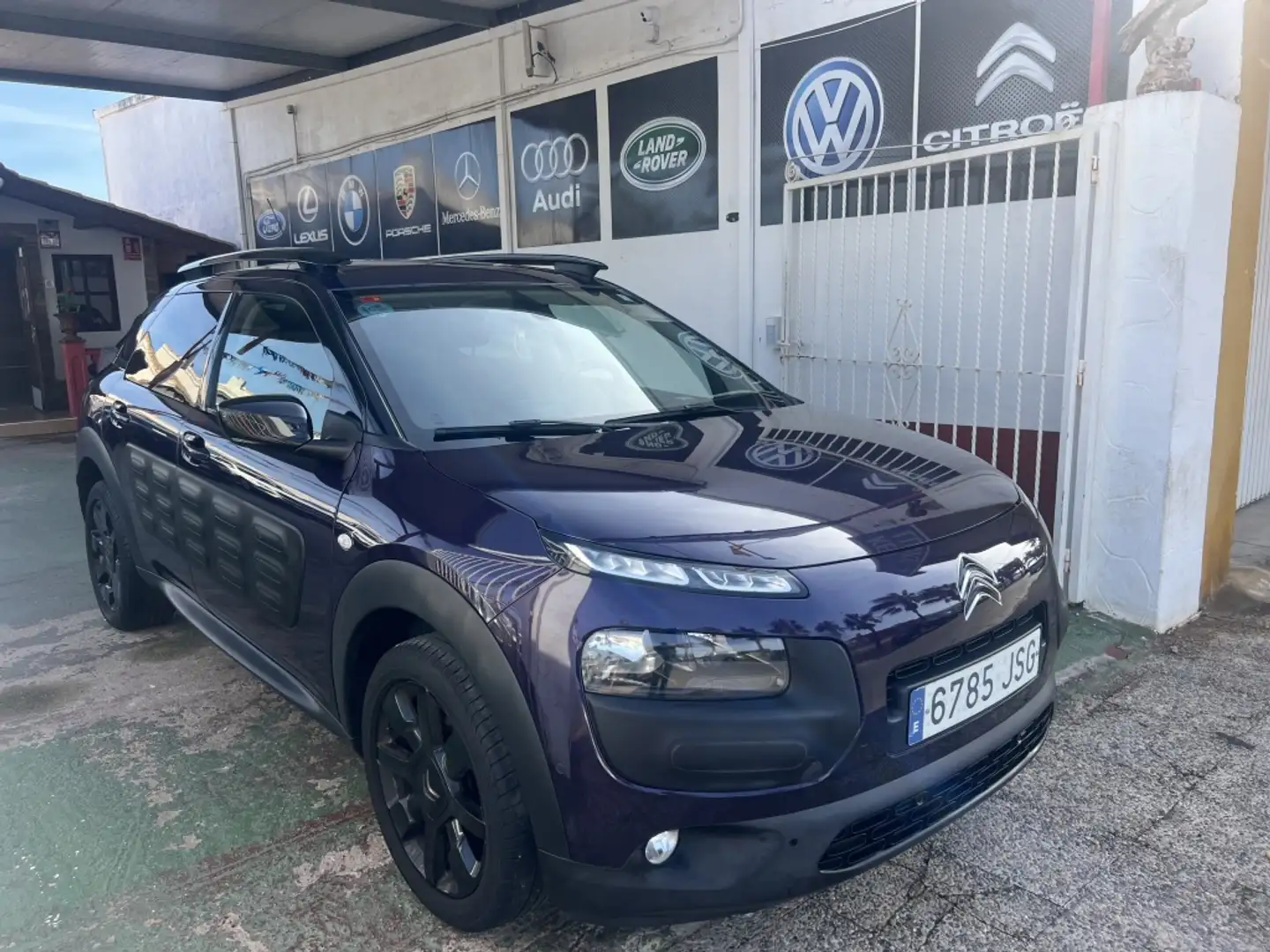 Citroen C4 Cactus 1.2 PureTech Feel S&S Fine ETG 82 Mauve - 1