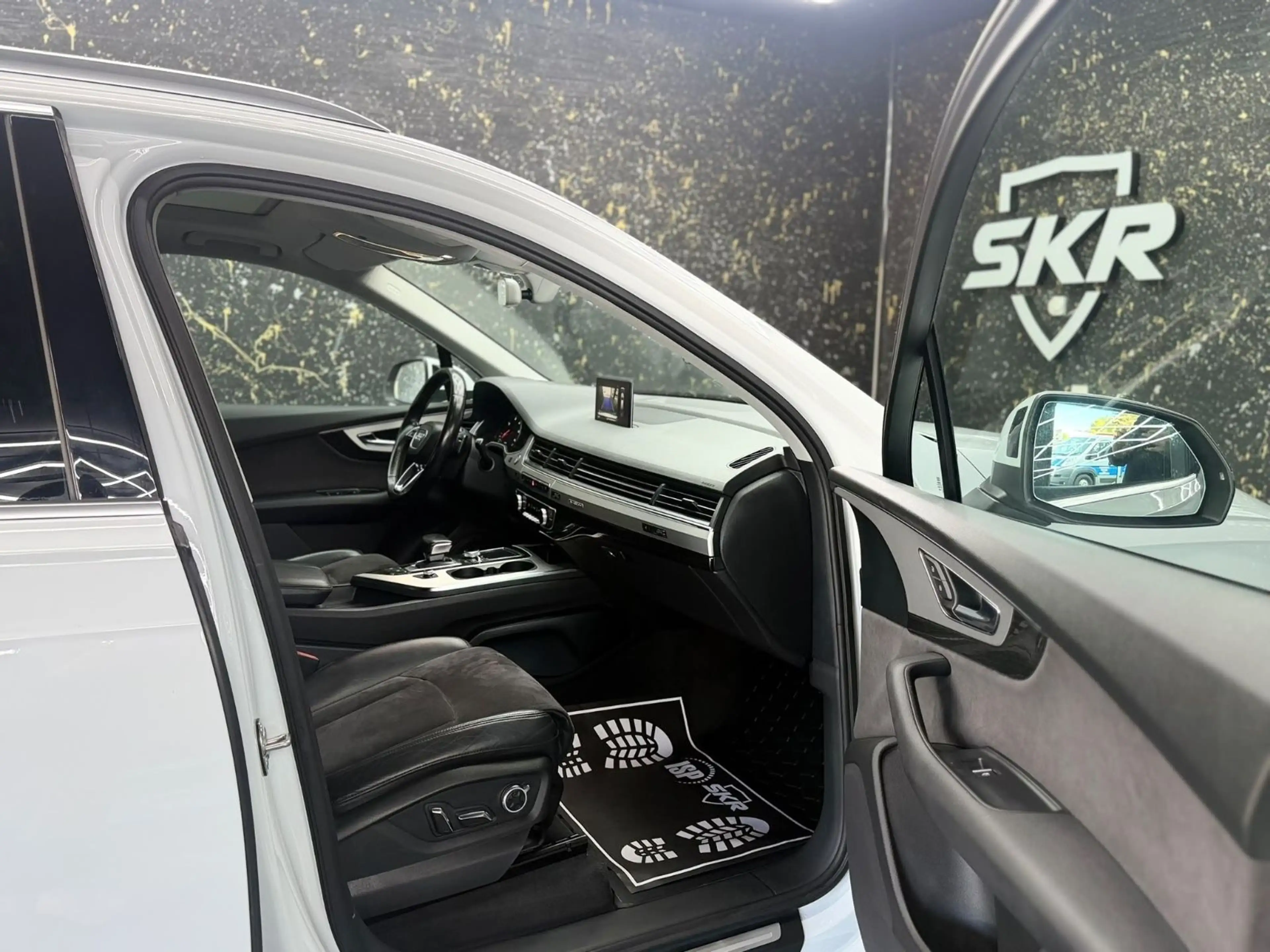 Audi Q7 3.0 TDI quattro/S-LINE/AHK/RFK/STANDHZ/PANO — photo 10
