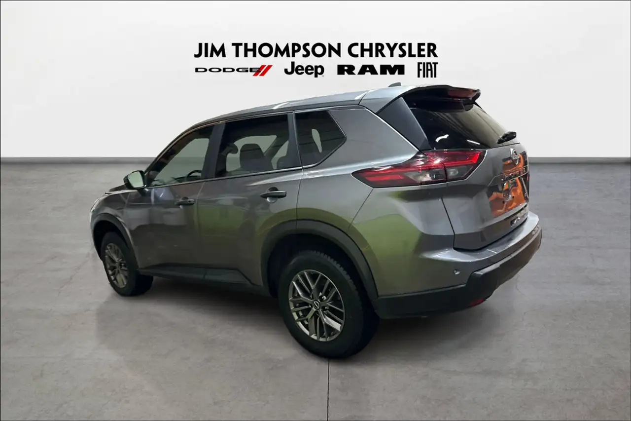 Nissan Rogue снимка Nissan Rogue