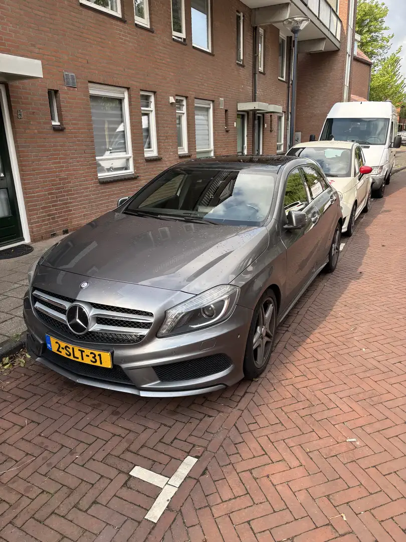 Mercedes-Benz A 200 mooie a klasse uit 2013 met pano Šedá - 1